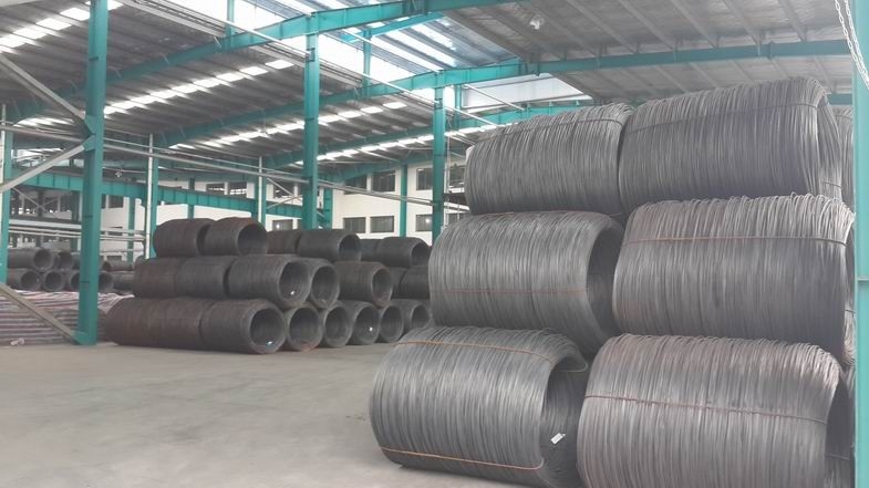 La résistance à la traction du fil d'acier du diamètre 2MM 1850Mpa avec se conforment extérieur