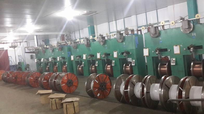 Système de contrôle en acier plaqué par laiton d'ordinateur automatique de fil machine